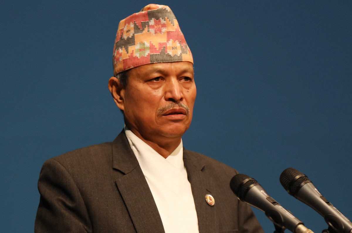 भीम रावलको प्रश्न: ‘संविधानले स्वतन्त्रतापूर्वक बोल्न पाउने अधिकार दिएको छ, मुख थुन्ने कु–बुद्धी कस्ले सिकायो ?