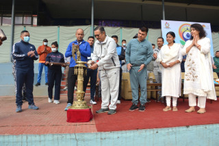 ‘नियमित योगले राष्ट्रसेवक कर्मचारीमा ऊर्जा प्रदान गर्ने’