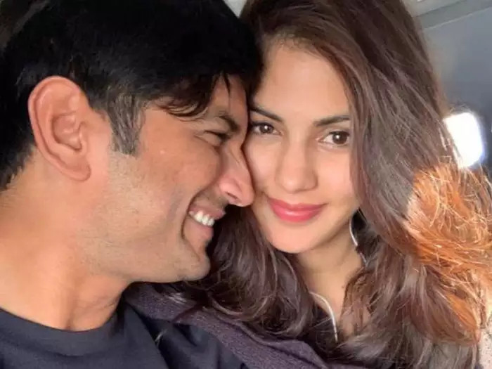 सुशान्त सिंह मृत्यु प्रकरण: रिया चक्रवर्ती र उनका भाइविरुद्ध अदालतमा मुद्दा दायर, कहिले हुनेछ सुनुवाइ ?