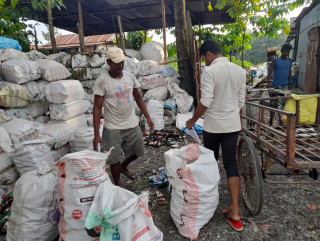 नेपालको कवाडी बजारमा भारतीय नागरिक
