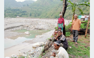 राहतको पर्खाइमा बित्यो वर्ष दिन !