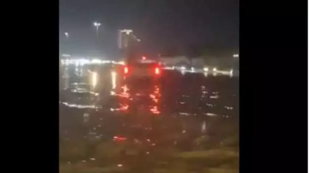 साउदी अरेबियामा अत्याधिक वर्षा, विद्यालयहरु बन्द गरियो