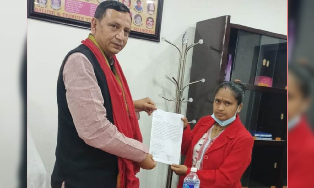 लोकसेवा मार्फत विज्ञापन खुलाउन माग गर्दै मुख्यमन्त्रीलाई ज्ञापनपत्र