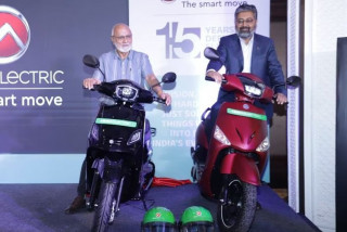 एकै पटक हिरोले गर्‍यो ३ स्कुटर सार्वजनिक