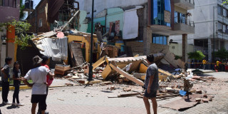 इक्वेडरमा ६.८ म्याग्नेच्युटको शक्तिशाली भूकम्प, कम्तिमा १५ जनाको मृत्यु