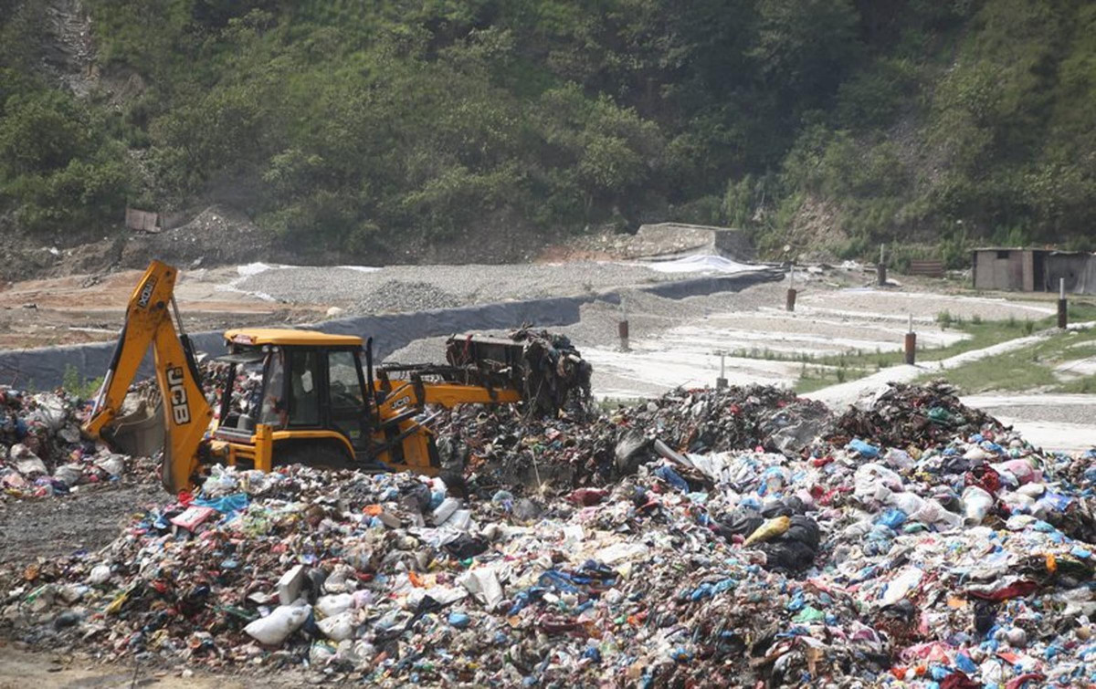 सहमतिअनुसार काम नगरेको भन्दै बञ्चरेडाँडा ल्यान्डफिल साइटका स्थानीय पुनः आन्दोलनमा