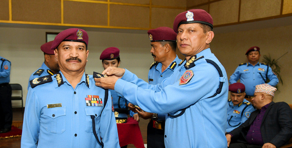 नेपाल प्रहरीको प्रमुखमा वसन्तबहादुर कुँवर नियुक्त