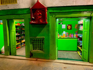 काठमाडौँको नरदेवीमा हाम्रो नेपाली बजार डट कम, एक नयाँ आउटलेट