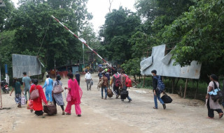 दैनिक रुपमा कोरोना बढेपछि नेपाल प्रवेशमा रोक