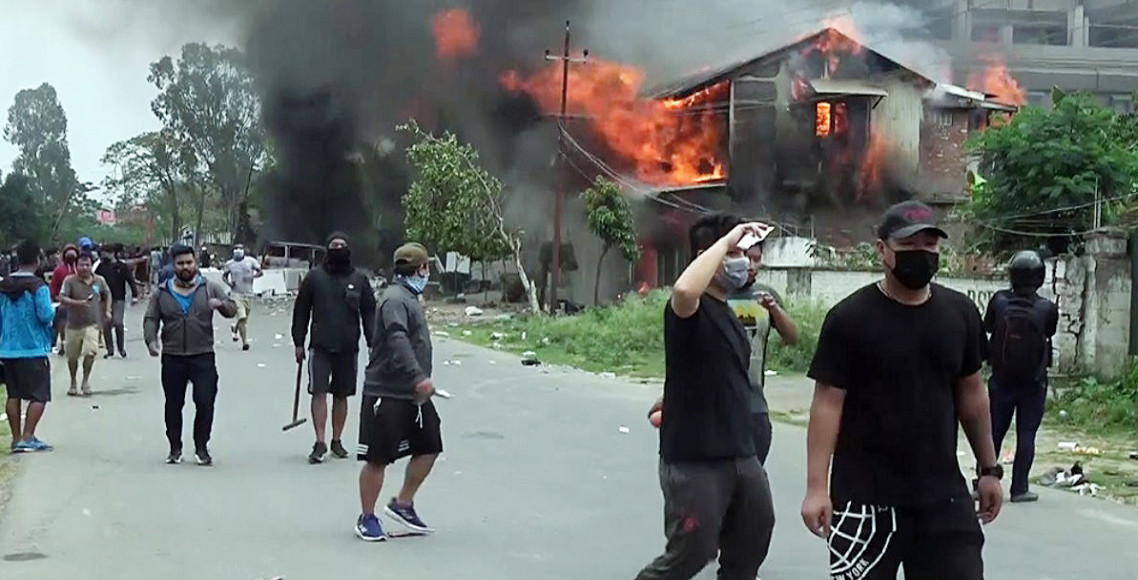 भारतको मणिपुरमा जातीय हिंसा : राज्यभर कर्फ्यु, इन्टरनेट र रेल सेवा बन्द