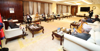 प्रधानमन्त्री प्रचण्डले राजीनामा दिनु पर्दैन : सत्ता गठबन्धन