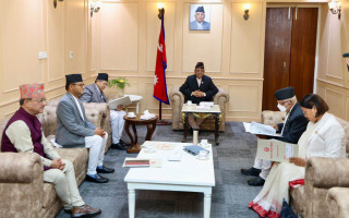 प्रधानन्यायाधीशमा हरिकृष्ण कार्कीलाई नियुक्त गर्न सिफारिस
