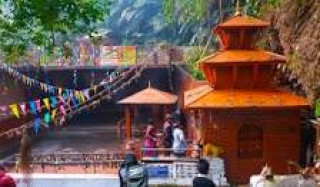 तनहुँको प्रसिद्ध छाब्दीवाराही मन्दिर पुनःनिर्माण