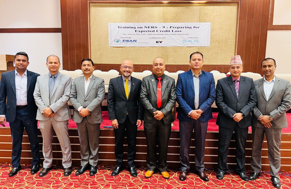डेभलपमेण्ट बैङ्कर्स एशोसिएसन र एस.ए.आर.एड्भाइजर्सको संयुक्त आयोजनामा ‘एनएफआरएस–९ तालिम’ सुरु