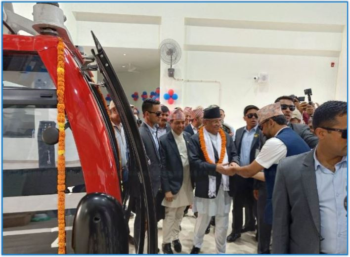 प्रधानमन्त्री प्रचण्डले उद्घाटन गरे लुम्बिनी केबलकार
