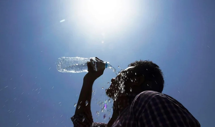 भारतमा अत्यधिक गर्मीका कारण तीन दिनमा करिब १०० जनाको मृत्यु