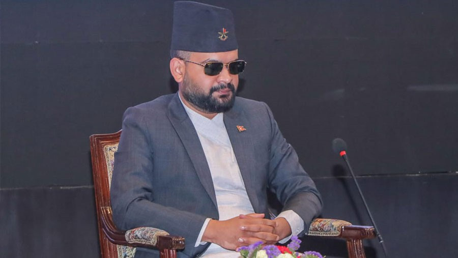 यस्तो छ बालेनको ‘कोर टिम’, कुन विभागमा को सल्लाहकार ?