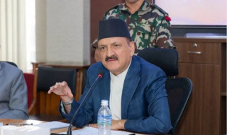 स्वदेशमै अवसर खोजौँ, विदेश जाने वित्तिकै सबै चिज प्राप्त गर्न सकिन्न : अर्थमन्त्री डा. महत