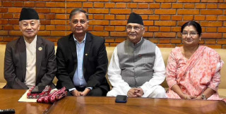 एमाले अध्यक्ष ओली कम्बोडिया प्रस्थान