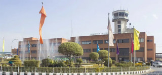 आँखा पाकेकालाई उडानमा कडाइ