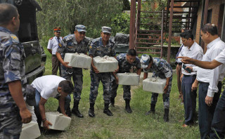 राजस्व अनुसन्धान विभागले १ सय किलो सुन प्रकरणको फाइल प्रहरीलाई बुझायो