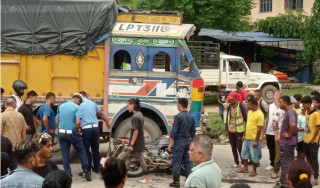 ट्रकले ठक्कर दिँदा मोटरसाइकल चालकको घटनास्थलमै मृत्यु