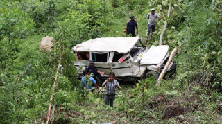 पाँचथरको फिदिममा जिप दुर्घटना हुँदा १ जनाको मृत्यु, १३ घाइते