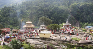 गलेश्वर मन्दिरमा छ लाख भेटी सङ्कलन