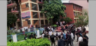 पब्लिक युथ क्याम्पसमा अनेरास्ववियु र नेविसंघबीच खुकुरी हानाहान 