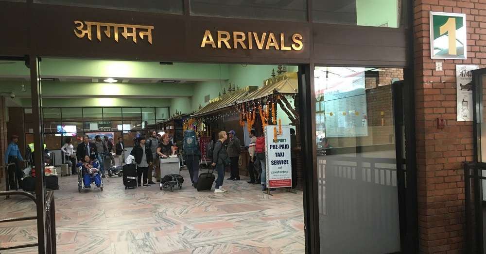 यूएईले पनि धमाधम फर्काउन थाल्यो नेपाली कामदार