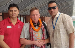 नेपाल आइपुगे भलिबल प्रशिक्षक हान अबिङ
