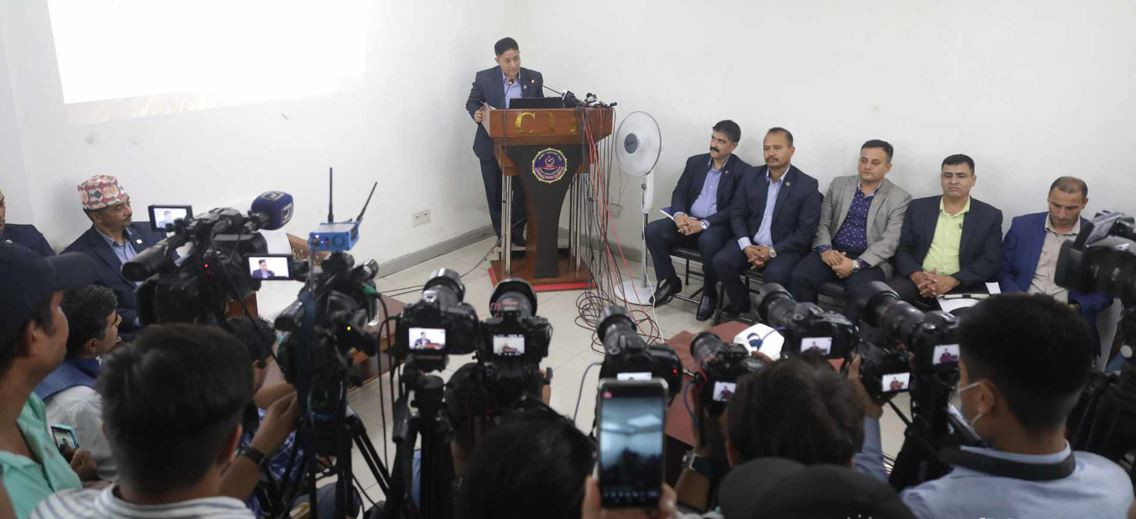 रेडी ट्रेडले ३०२ किलो अवैध  सुन ल्याएको भेटियो