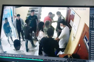 चिकित्सक सङ्घ र स्वास्थ्य मन्त्रालयका अधिकारीबीच वार्ता जारी