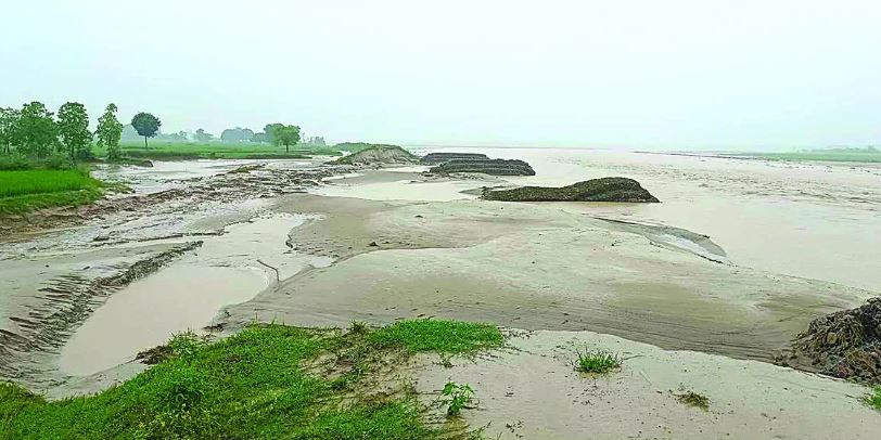 अढाइ महिनामै बाँध भत्कियो, अढाइ करोड स्वाहा