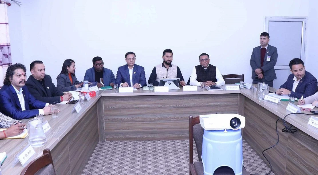 रास्वपा संसदीय दलको बैठक सुरु