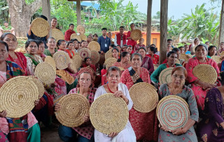सिन्धुलीका महिलाले निर्माण गरेको चकटी