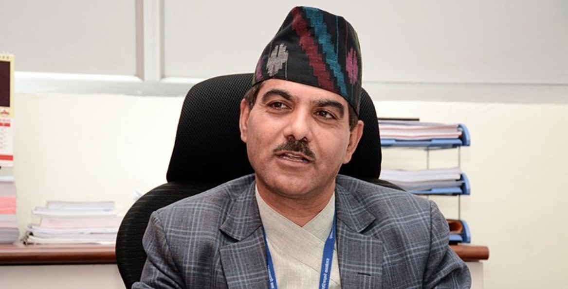 भ्रष्टाचार अभियोगमा मुछिएपछि राजीनामा दिने तयारीमा मुख्यसचिव अर्याल