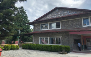 धुलिखेल अस्पतालका चार चिकित्सक ‘आंशिक दोषी’, कानुनी कारबाही अघि बढ्ने