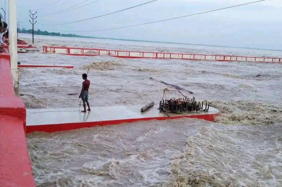 बढ्यो सप्तकोसीमा पानीको बहाव, २१ ढोका खोलियो