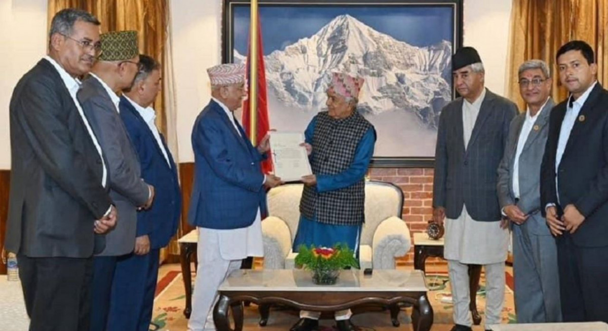 राष्ट्रपतिले आज नयाँ प्रधानमन्त्री नियुक्त गर्ने, शपथ सोमबार