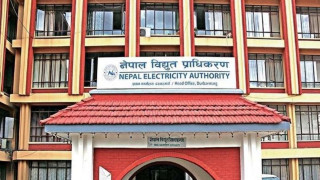 डेडिकेटेड तथा ट्रंकलाइनको वक्यौतामा सरकारले व्यवसायीलाई छुट दिन लागेको हो ?, यस्तो छ सरकारको धारणा