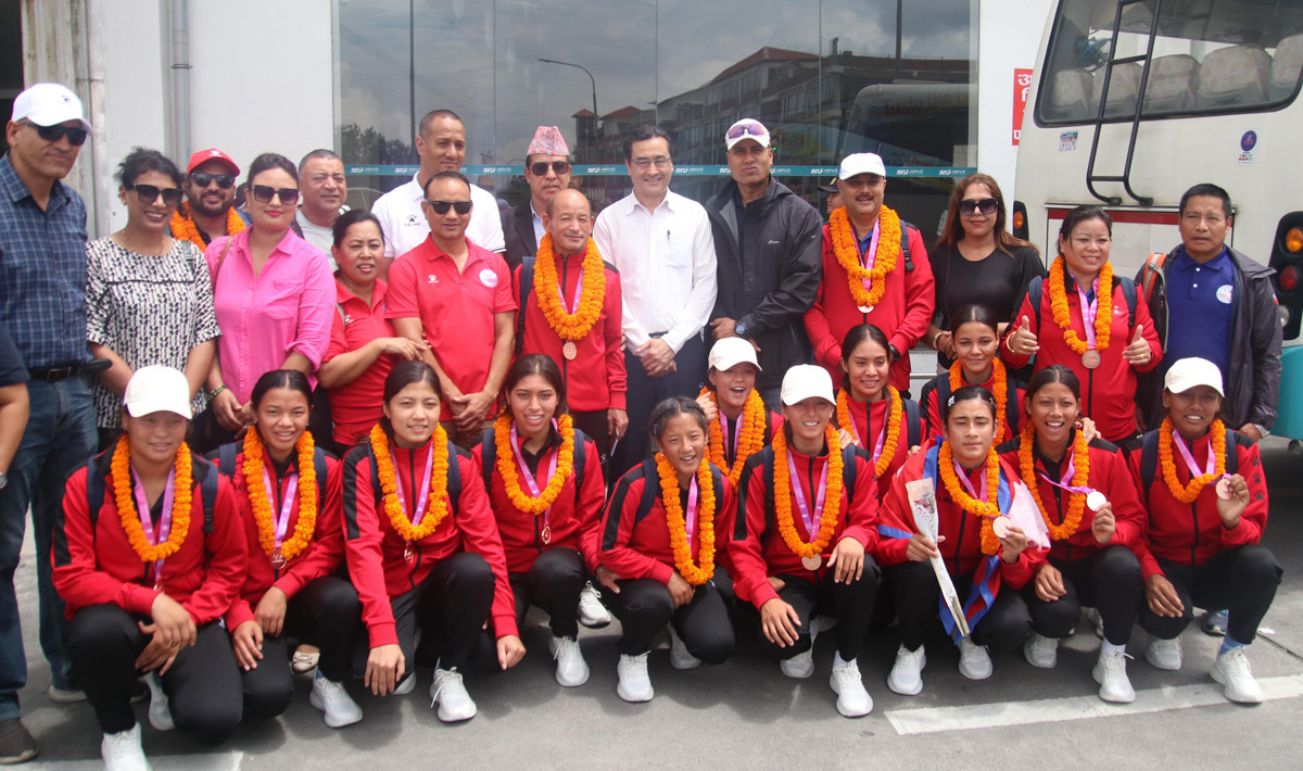 nepali-woman-voleyball-team-u-20-return-nepal-14.jpg