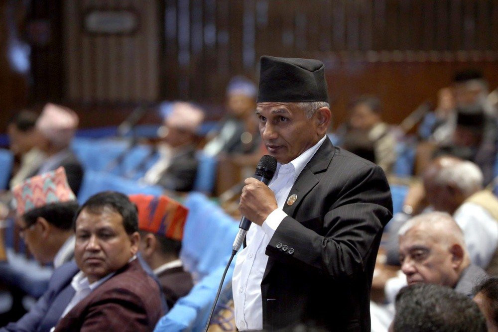 माओवादीले संसद्को गतिरोध कायमै राख्ने, सांसदहरू सशक्त प्रतिवादमा उत्रिँदै