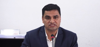 १४ वर्ष मुनिका बालबालिकाको क्यान्सर उपचार निःशुल्क गर्ने स्वास्थ्यमन्त्री पौडेलको निर्णय