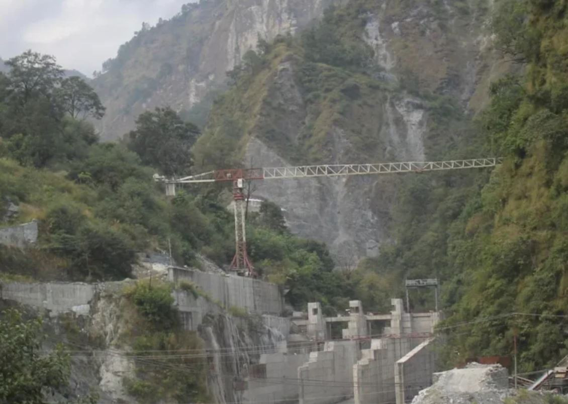 एउटै नदीमा पाँच जलविद्युत् आयोजना !