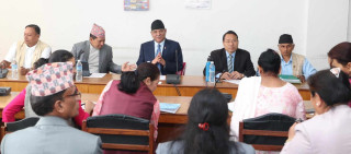 माओवादी संसदीय दलको बैठक बस्दै