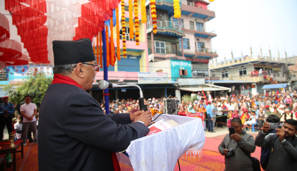 मोरङको कानेपोखरी र रतुवामाईमा अध्यक्ष प्रचण्डद्वारा पार्टी प्रवेश गर्नेहरुलाई स्वागत