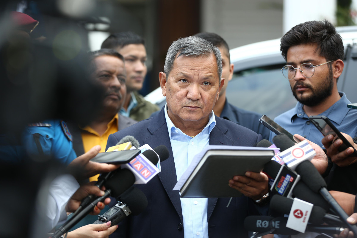 दुर्गा प्रसाईँजस्ता व्यक्तिहरूले सामाजिक सञ्जालको दुरुपयोग गरिरहेका छन्; मन्त्री पृथ्वीसुब्बा गुरुङ