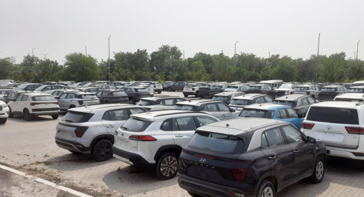 ८ महिनाको अवधिभित्र नेपालमा १० हजार कार भित्रिए