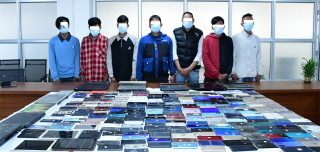 भक्तपुरमा भेटियो चोरीका मोबाइल किन्ने पसल, २७१ वटासहित ७ जना पाकेटमार पक्राउ